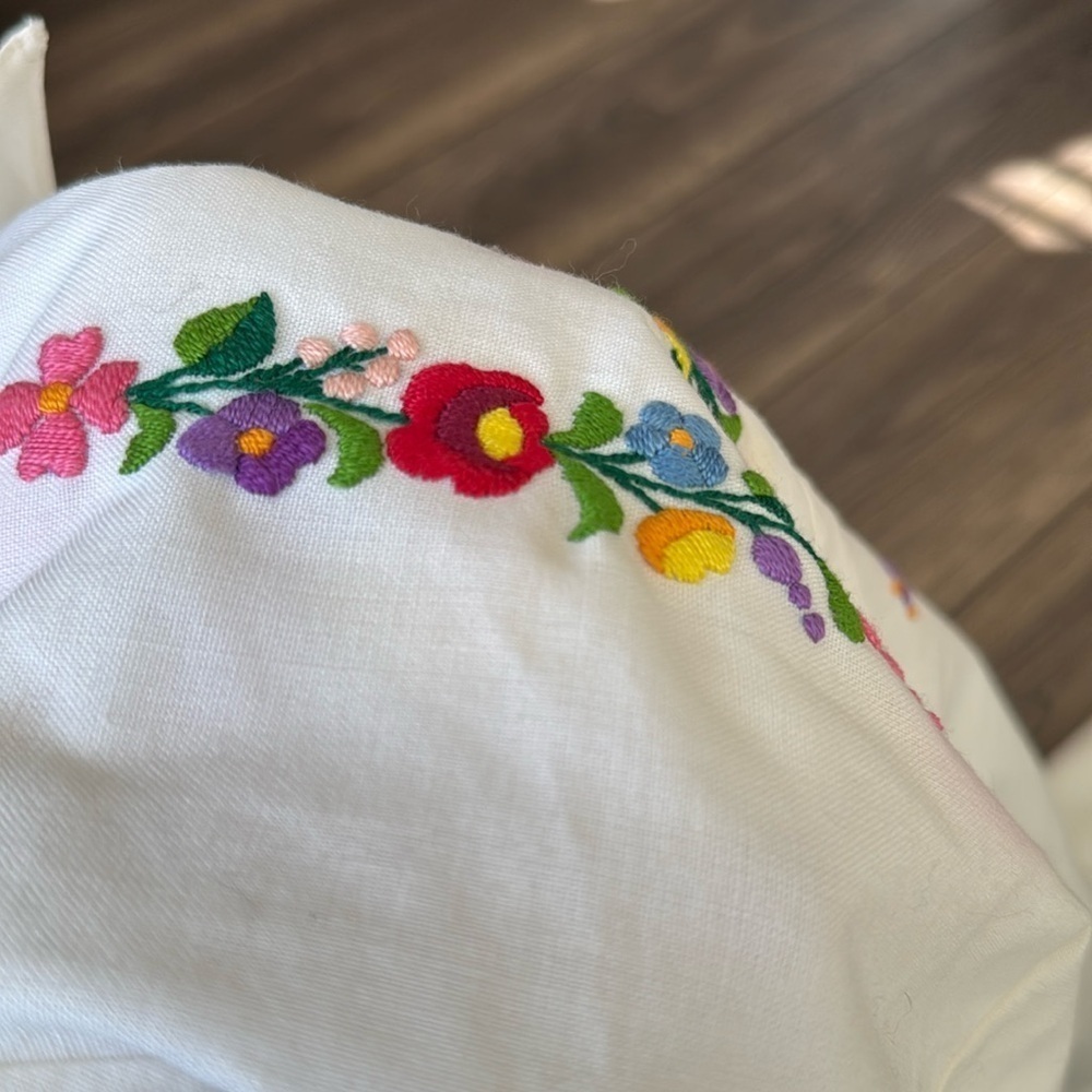 Vintage white button down with floral embroidery size 46 - Picture 16 of 16